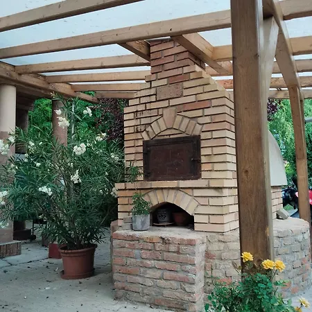 Harsfavirag Vendeghaz 3*