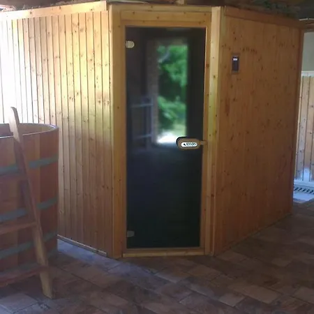 Harsfavirag Vendeghaz Pápa